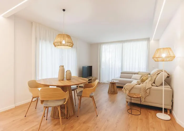 Bravissimo Devesa, 3 Bedrooms And Near The Parc Жерона