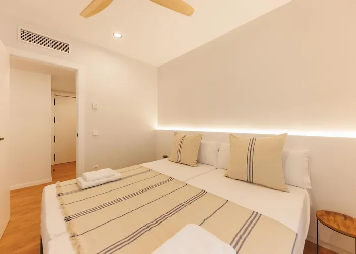 Bravissimo Devesa, 3 Bedrooms And Near The Parc *